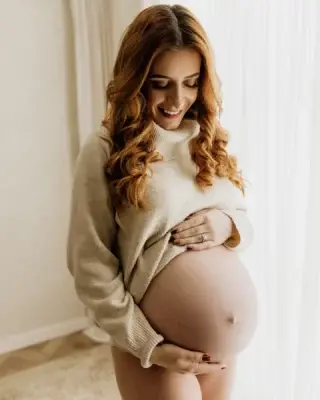 One day, this season will feel like a blur.
The quiet moments of waiting, the way your hands naturally find your bump – these small things will mean the most when you look back.

Maternity and newborn sessions aren’t just about photos. They’re about remembering what it felt like to carry them before you held them.

The days pass quickly. Don’t wait to preserve them.

🗓️ Limited spots available – now booking maternity and newborn sessions for the coming months.

#maternityphotography #newbornphotography #motherhoodunplugged #maternitysession #newbornsession #pregnancymemories #babybumpphotos #timelessmotherhood #capturingmotherhood #nostalgicmoments #kateelizabethstudio